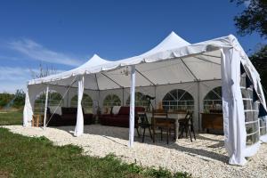 Tentes de luxe Chateau Morinerie Glamping : photos des chambres