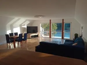 Domki Letniskowe Szczycionek - Piece