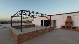 Lovely Studio in Private Villa with Garden View and Free Parking