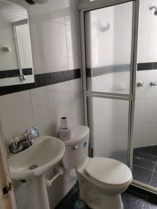 Confortable apartamento en hermoso condominio.