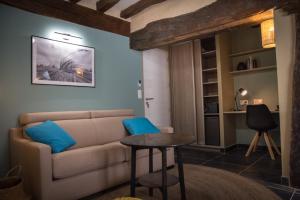 Maisons de vacances Renovated Solognote farmhouse, with jacuzzi and wood-fired sauna : photos des chambres