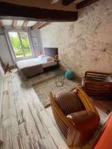 Maisons de vacances Renovated Solognote farmhouse, with jacuzzi and wood-fired sauna : photos des chambres