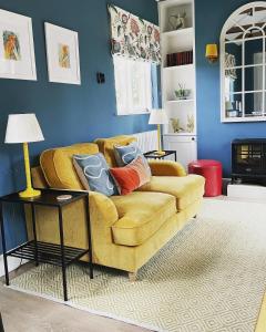 Cockloft Romantic Countryside Hideaway