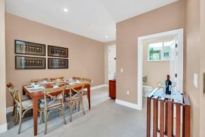 Luxury Villa Less Than A Mile From Disneyworld -Bonus Elevator-