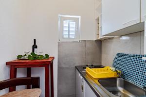 Apartments with parking space Orebic, Peljesac - 10185