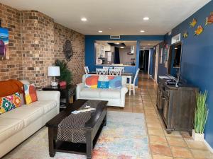 Costa Crinks at Aransas Princess