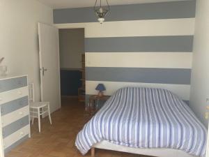 Maison Charmante Près Plage et Forêt, 5 Ch., Jardin, Parking, Quartier Calme - FR-1-652-2