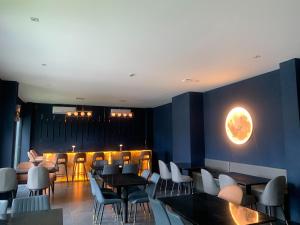 Double J Hotel