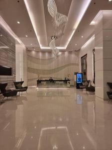 Good Value Makati Studio Unit - Pool View With Balcony