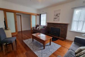 3 bedroom Art Deco home with modern features