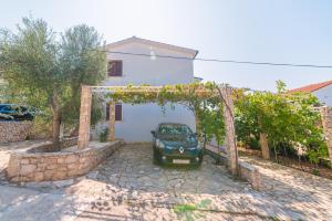 Apartments by the sea Zdrelac, Pasman - 15911