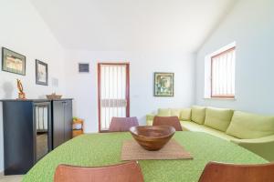 Apartments by the sea Zdrelac, Pasman - 15911