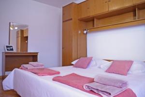 Apartments with WiFi Split - 15956