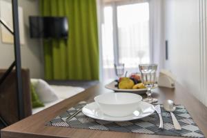 MYFREEDOM Нивки сучасні ТЕПЛІ апартаменти зі зручним доступом до центру Києва