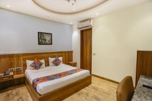 FabHotel Royal Touch - Patel Nagar