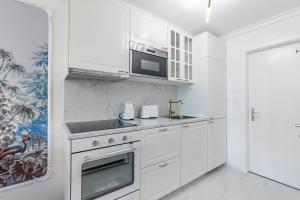 Secret Garden studio – Lakefront