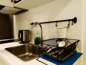 H2O Retreat Studio Home 5min to LRT by Premium Stay