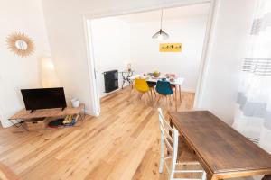 Appartements Appartement Cosy et Lumineux - Tout equipe - Hypercentre Lorient par Groom : photos des chambres