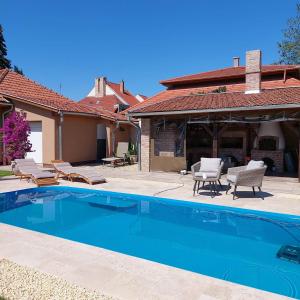 Dr Becsey Luxury Apartman