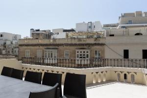 Stunning 4 Bedroom Apartment Near Balluta Bay