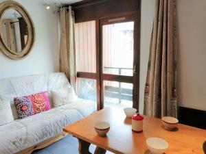 Charmant 2 pièces rénové, animaux admis, près des pistes - FR-1-815-70