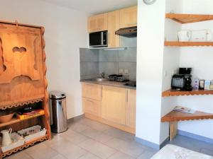 Charmant 2 pièces rénové, animaux admis, près des pistes - FR-1-815-70