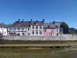 B&B / Chambres d'hotes Normand'Histoire Chambres d'Hotes : photos des chambres