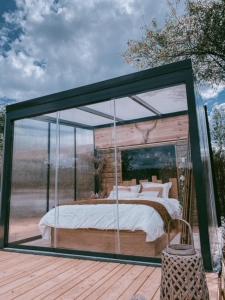 Cabane au style scandinave et son bain nordique