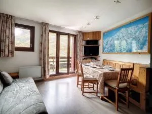 Appartement 2P · 6 couchages · Balcon Ouest · Ski au pied · TV/DVD · Près télécabine - FR-1-344-818 - Levassaix