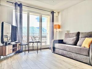 B&V PRESTIGE - T1 Proche du Tram