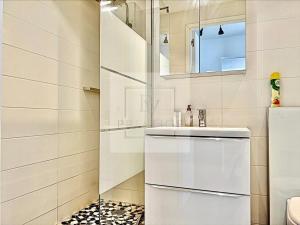 B&V PRESTIGE - T1 Proche du Tram