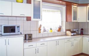 4 Bedroom Stunning Home In Kamien