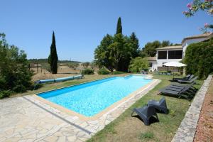 Tentes de luxe Le Pool House - Private Jacuzzi - Mas des Sous Bois : photos des chambres