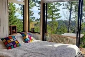Tinyhouse Boyeruca Lodge. Maravillosas vistas de Bosque, Mar y Cielo - 布卡莱穆