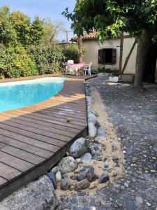 Maisons de vacances Maison d'une chambre avec piscine partagee jardin clos et wifi a Gee Riviere : photos des chambres