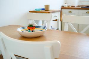 Seafront Holidays & Workstays - Mare & Sole Apartments