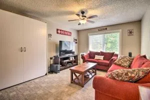 Cozy Condo with Magic Mountain Ski-In Access! - Windham