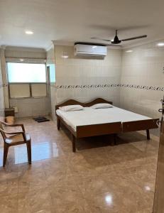 HOTEL THILAK