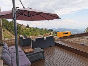 Mountain stone villa, sea & mountain view at 1150m