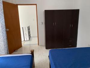 Apartamento con aire acondicionado y parqueadero por dias en Santa Marta