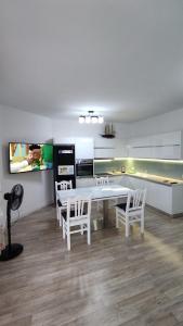 Sea View Apartment in Vlora Balcony Free Parking