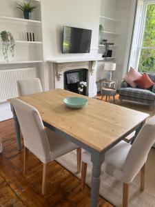 Elegant Bloomsbury Apartment in Tunbridge Wells
