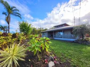 Unique Lava House by steaming crater - Kehena