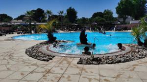 Campings Les sables du Midi 4 : photos des chambres
