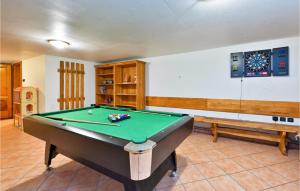 Lovely Home In Gornji Trpuci With Wifi 