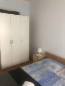 Apartments with parking space Pinezici, Krk - 15269