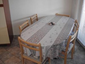 Apartments with parking space Pinezici, Krk - 15269