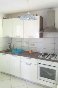 Apartments by the sea Privlaka, Zadar - 15288