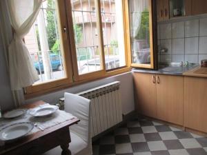 Apartments with WiFi Zagreb - 15290