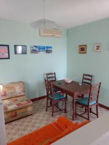 Apartments by the sea Maslinica, Solta - 15312